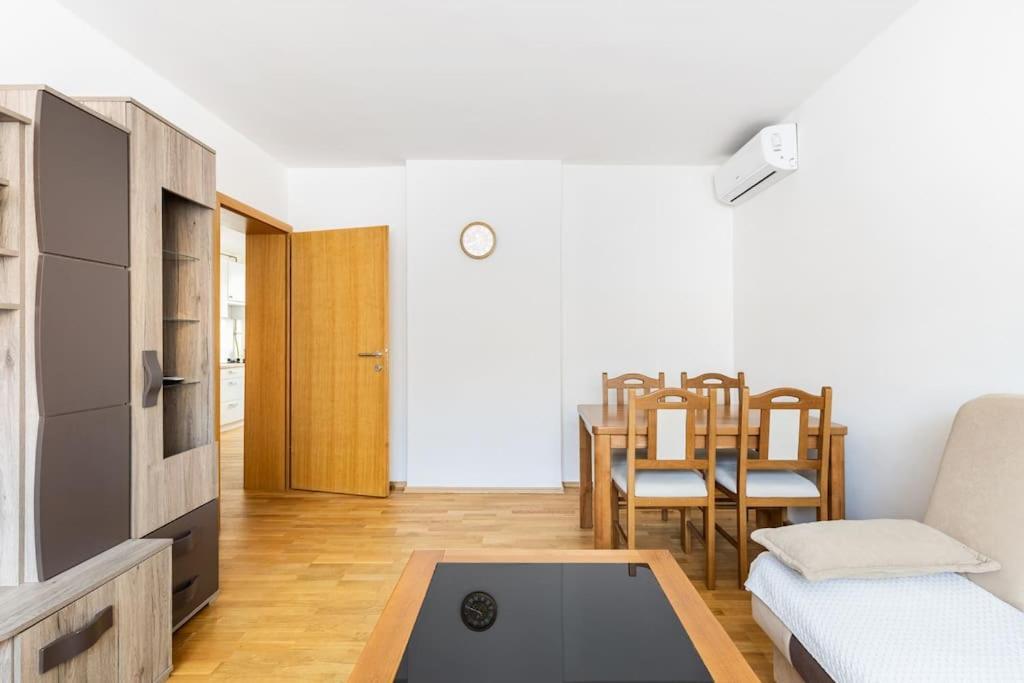 Apartman Dino Sarajewo Zewnętrze zdjęcie
